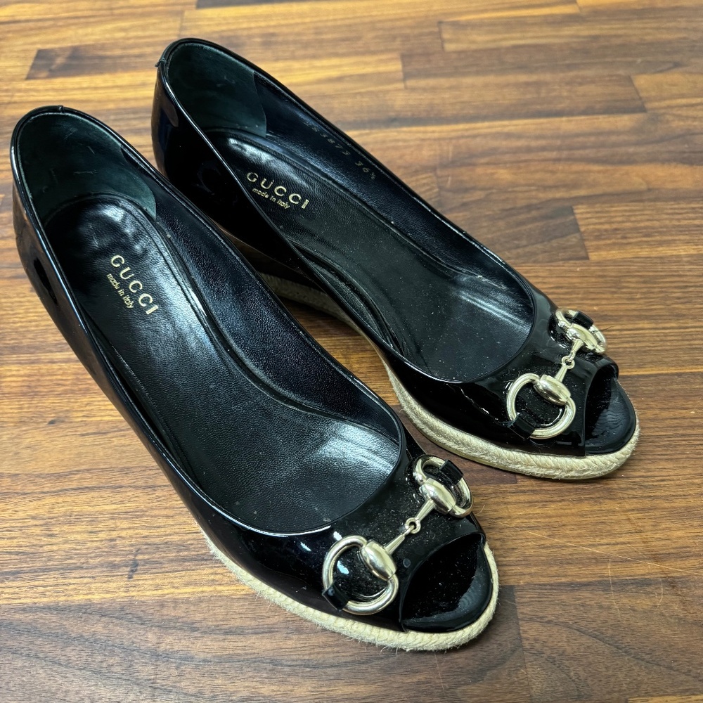 Gucci Black Patent Leather Espadrille Wedge Peep-Toe Pumps with Gold Hardware